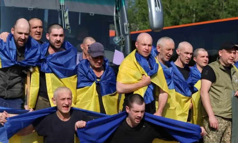 З ворожого полону звільнили сімох жителів Тернопільщини