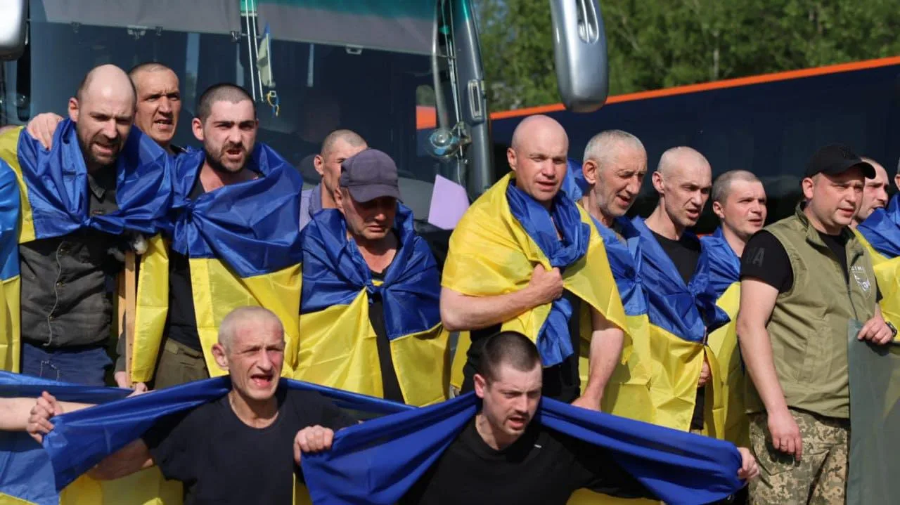 З полону додому повернулися два бійці зі Зборівщини