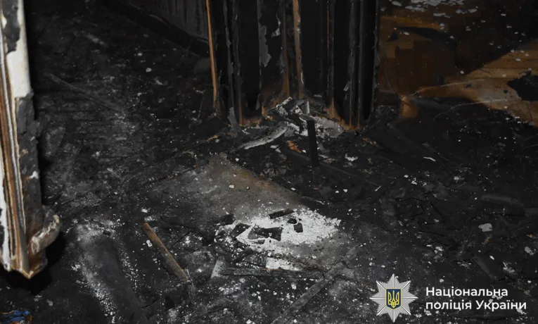 Пожежа на "Дружбі": чоловіка підозрюють в умисному вбивстві матері