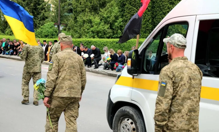 Леонід Безушко
