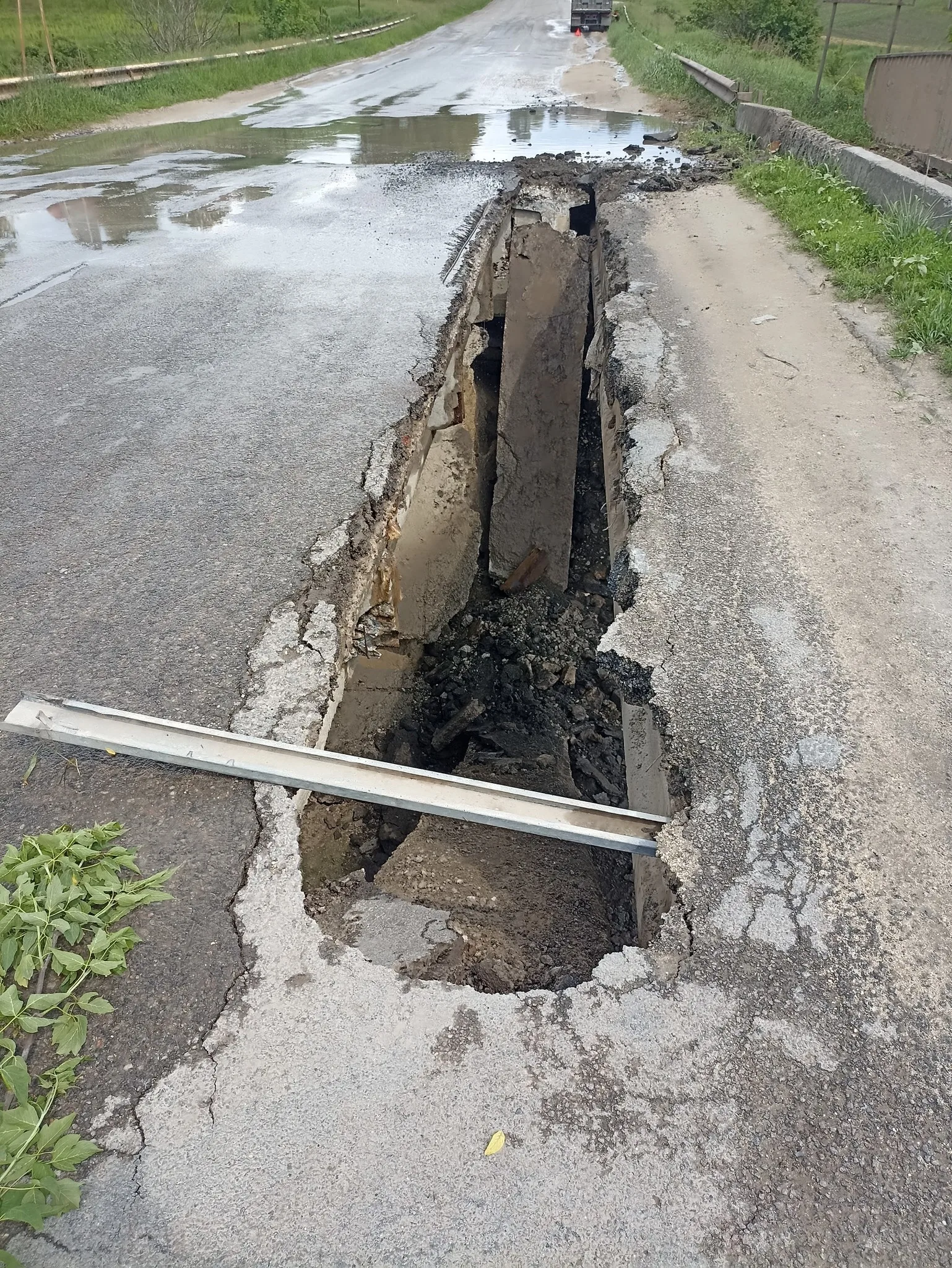 На Збаражчині обвалився міст