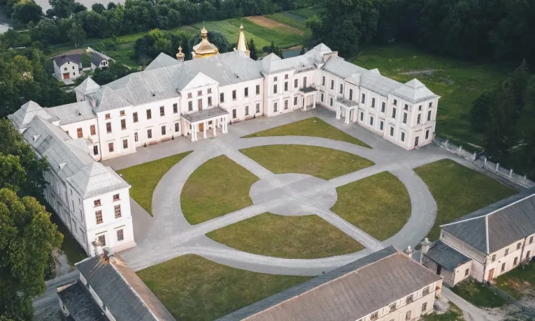 Палац Вишнівецьких