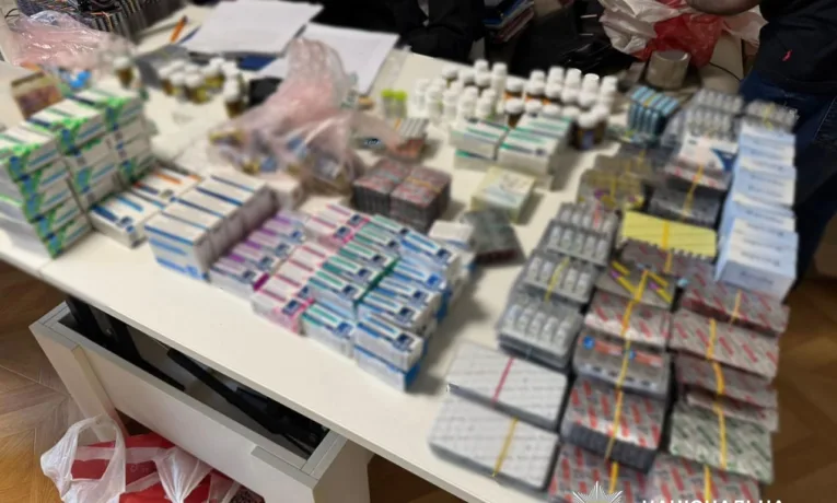 підпільне виробництво анаболічних стероїдів