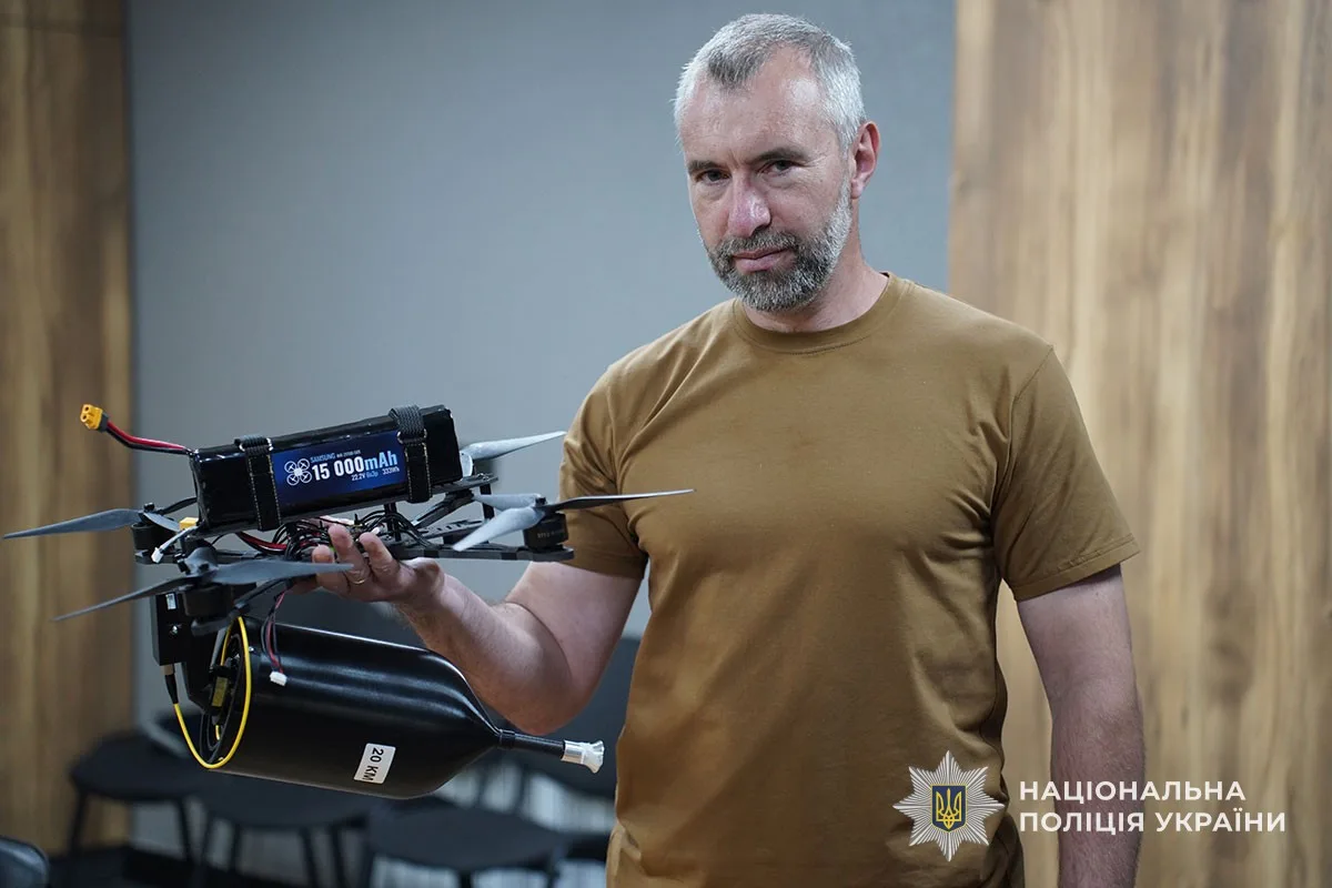 поліція безпілотники для фронту