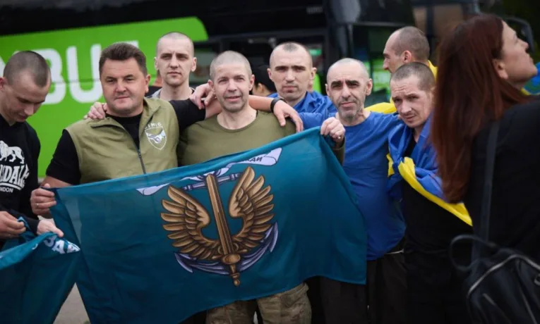 З полону повернулися троє захисників з Тернопільщини: їхні імена вже відомі
