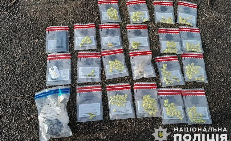 Судитимуть наркоторговців