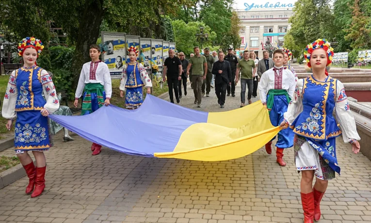У тернополі відбулися урочистості з нагоди Дня Конституції України