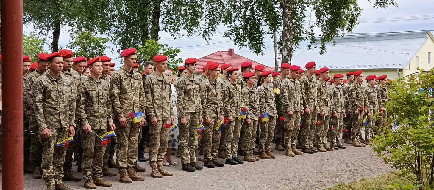 випускний курсанти