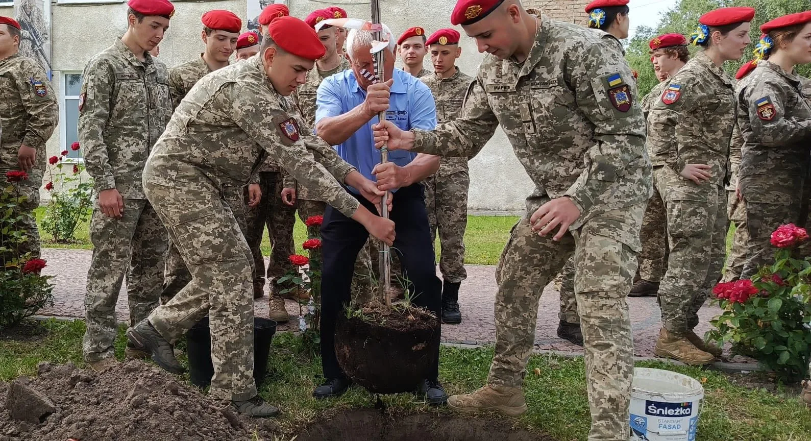 випускний курсанти