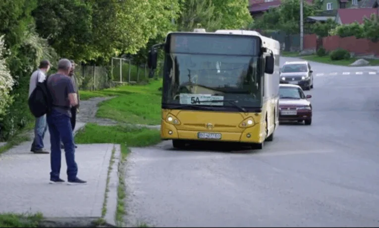 До Березовиці, Білої та Острова курсуватимуть нові маршрутки — реакція ОВА