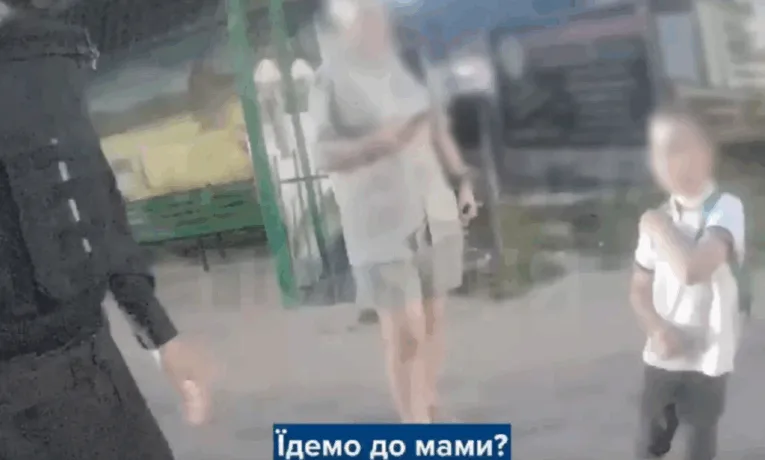 У Тернополі патрульні відшукали 6-річного хлопчика, який зник у Центрі