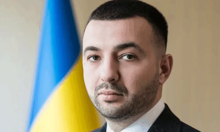Експрокурор Петришин через суд намагається повернутися на посаду