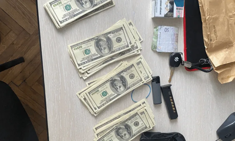 На Тернопільщині чоловік за 14 тисяч доларів обіцяв «вирішити» питання з ТЦК
