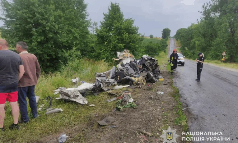 Смертельна ДТП на Тернопільщині забрала життя чотирьох молодих людей: 17, 19, 20 і 30 років