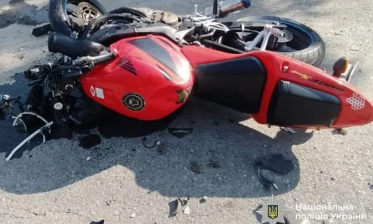 Не іграшка, а відповідальність: на Тернопільщині трапилися 52 аварії за участі мопедів і мотоциклів
