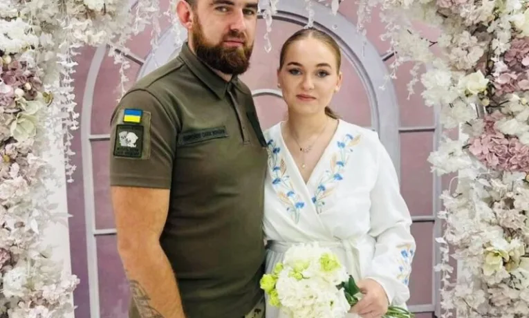Військовий Ігор та Олександра стали подружжям у Тернополі