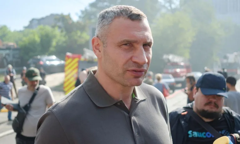 Світ поважає сильних – маємо бути сильними на фронті та тилу, – Кличко дав інтервʼю Deutsche Welle