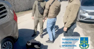 Судитимуть подружжя, яке готувало вибухи біля ТЦК в Тернополі