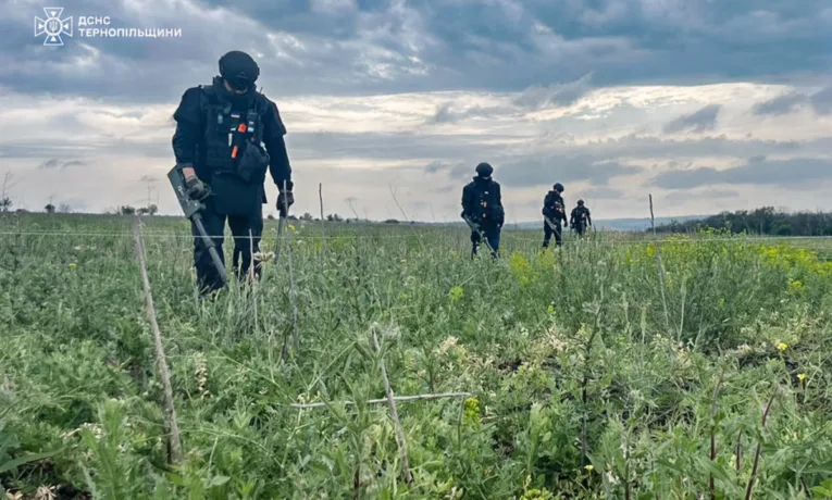 Тернопільські сапери очищають Харківщину від смертельної загрози