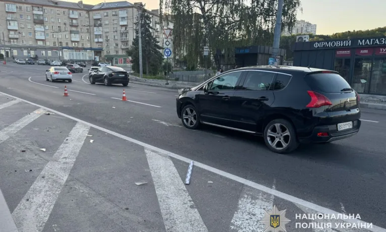 ДТП на дамбі у Тернополі: пішохід помер