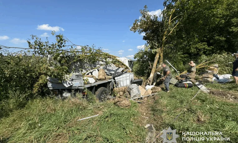 Аварія біля Романового Села: водій та пасажир у лікарні