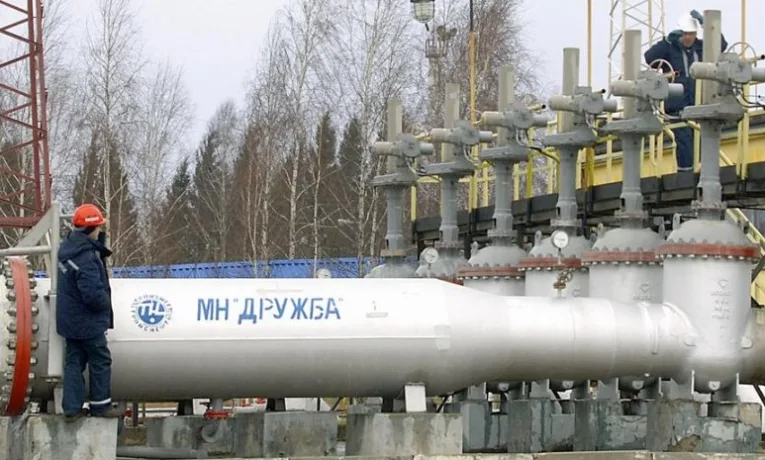 Нафтопровід "Дружба" після ударів України припинив роботу