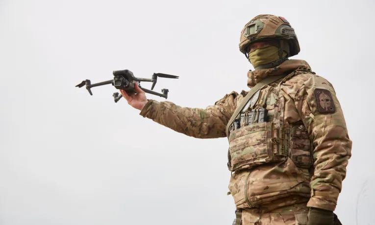 ССО запрошують операторів БПЛА за «Контрактом 18-24: дрони»