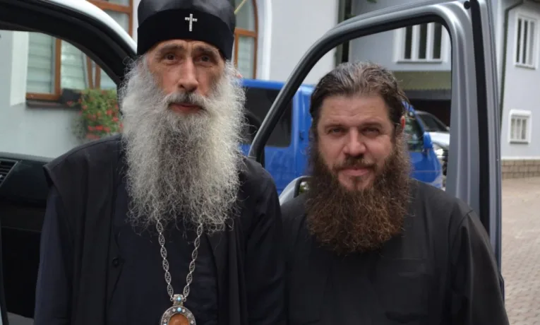 Чи варто чекати на справжній, а не показовий вихід УПЦ МП з орбіти РПЦ
