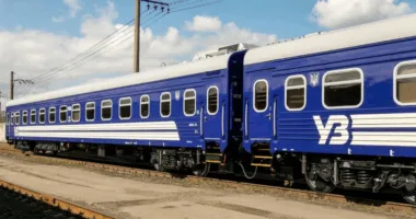 Укрзалізниця запускає додаткові поїзди до Прикарпаття