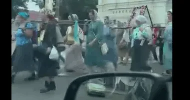 Паломники московського патріархату йдуть з Волині до Почаєва на Тернопільщину