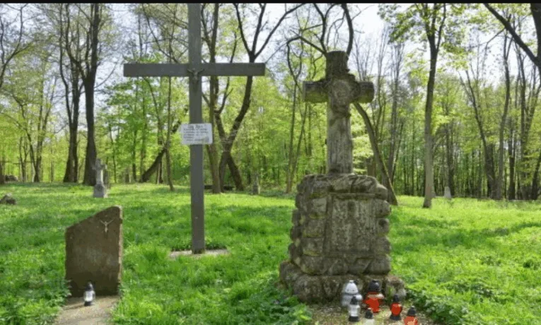 Перепоховання ексгумованих останків у Пужниках заплановане на початок осені