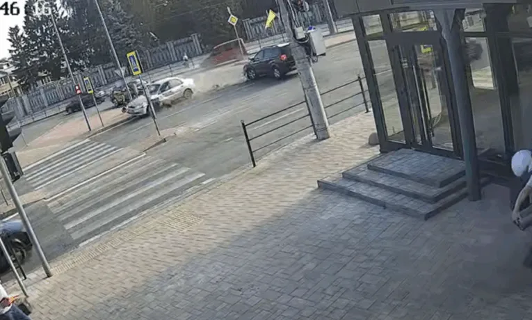 У Тернополі на Бандери зіткнулися дві автівки