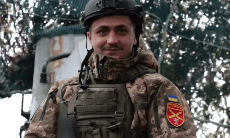 «Хлопці, доведіть, що ви — боги війни»: історія молодого командира гармати