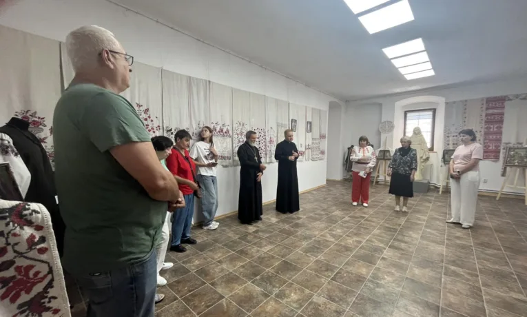 Старожитності Слобожанщини: виставка, що промовляє з глибини пам’яті