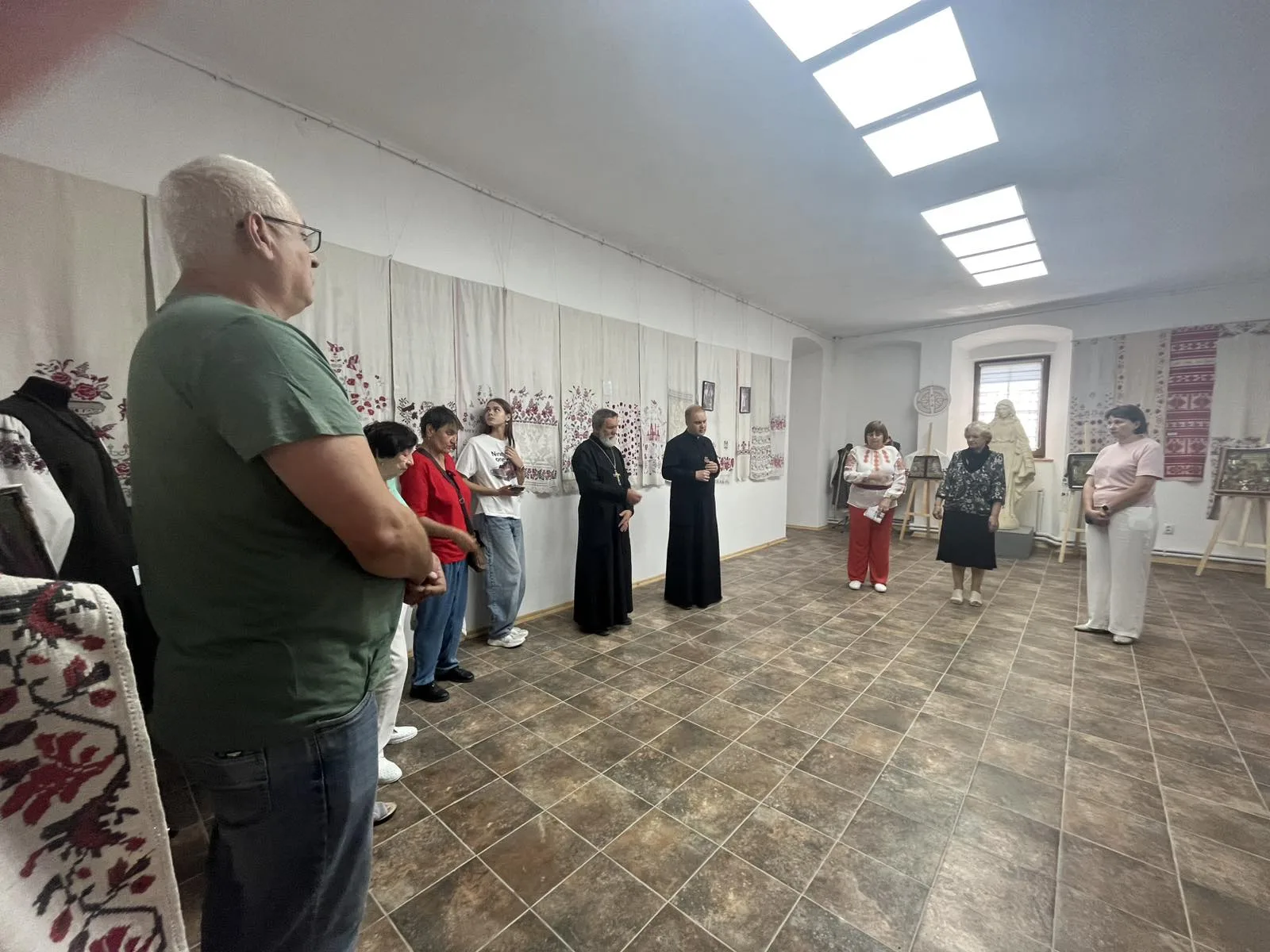 Старожитності Слобожанщини: виставка, що промовляє з глибини пам’яті