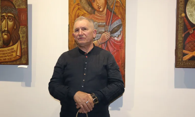 У Тернополі відкрили виставку іконописця Володимира Шерстія «Ікона — вікно у вічність»