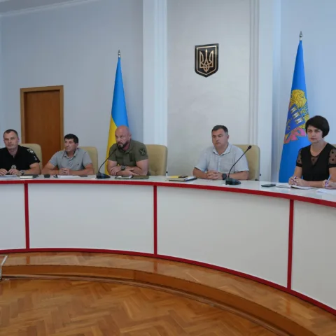 Заступник начальника Тернопільської ОВА Тарас Пастух провів діалог із родинами полонених військових
