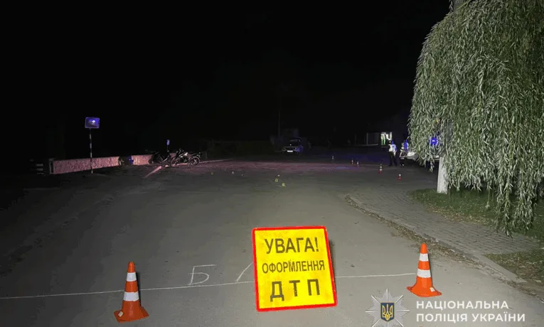 У Хоросткові зіткнулися скутер і мотоцикл: постраждали троє неповнолітніх