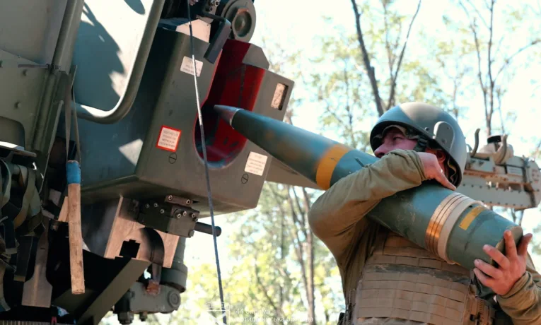 44 артилерійська бригада з Тернополя – захист, який чують усі