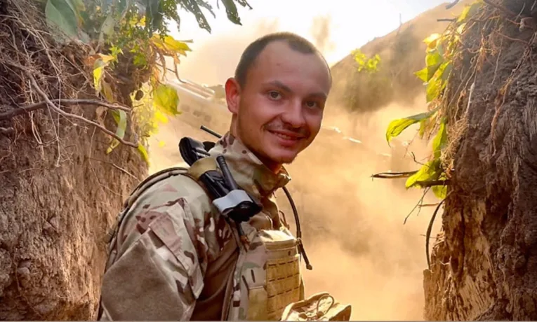 Молодий офіцер з Тернопільської 44 артбригади, який втратив на війні батька, боронить Сумщину
