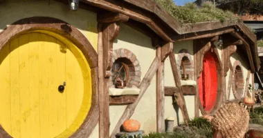 Гобітська хатинка