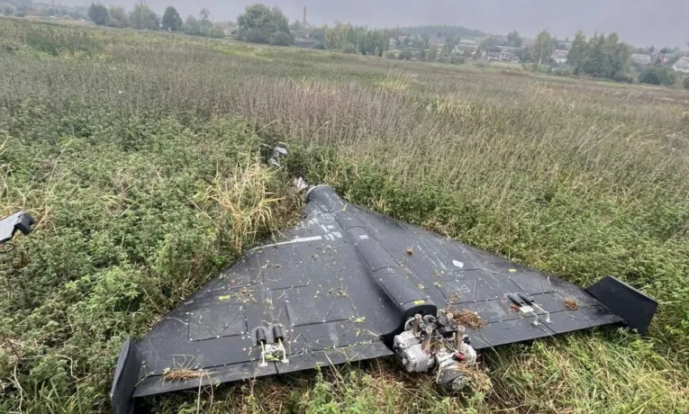 На Тернопільщині сьогодні зафіксували падіння уламків ракети та кількох БПЛА