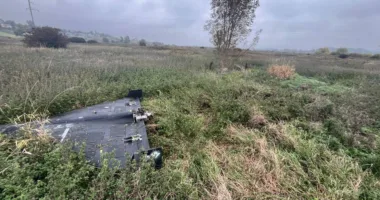 У Шумську на березі річки знайшли пошкоджений «Шахед» і нерозірваний снаряд