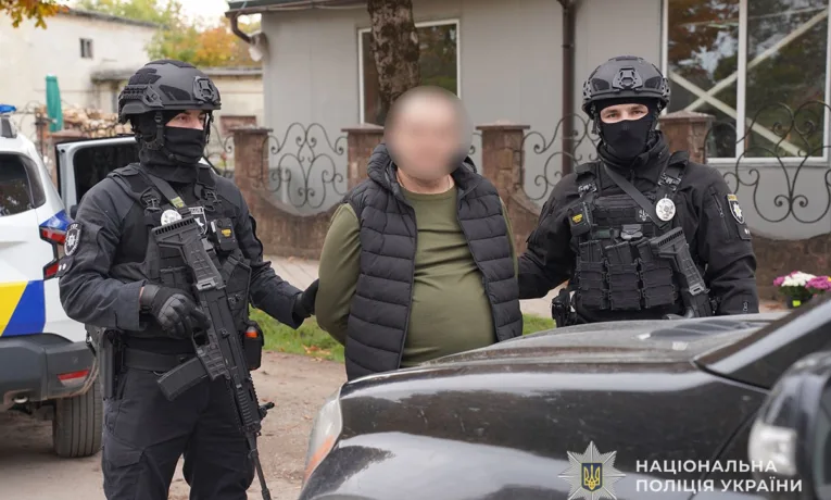 Напад на ТЦК: двоє жителів Бучача допомогли військовозобов’язаному втекти