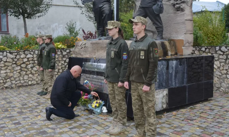 У Збаражі на Тернопільщині вшанували захисників України