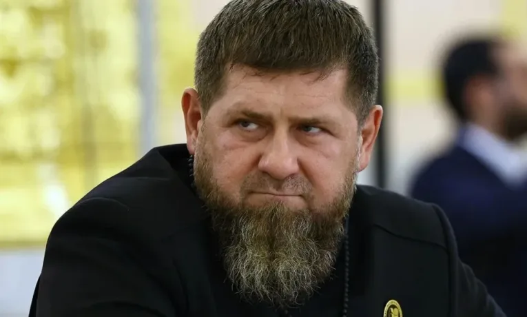 Кадиров посилає російського генерала Шаманова на війну в Україну