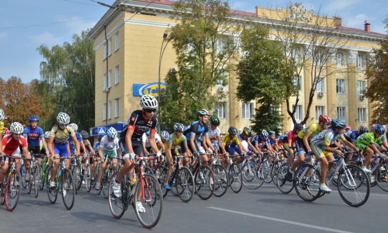 велосипедисти у Тернопілі