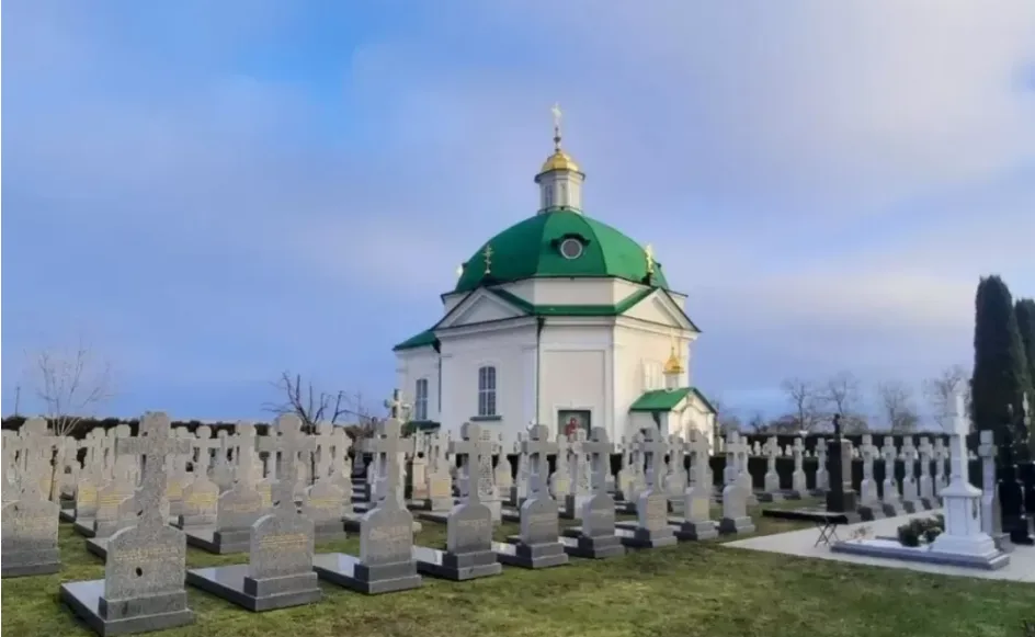 У Почаївській лаврі поліція та СБУ проводять обшуки