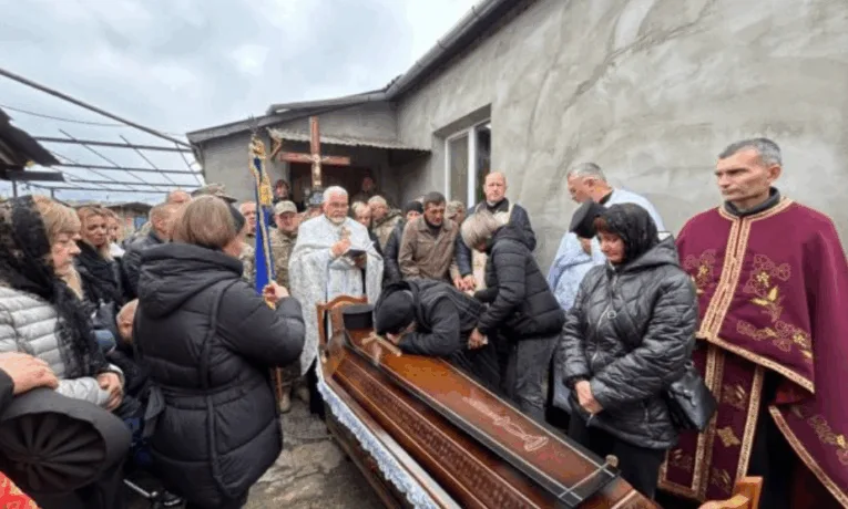 Жорстока війна забрала у дітей батька, у дружини – чоловіка: загинув воїн з Тернопільщини