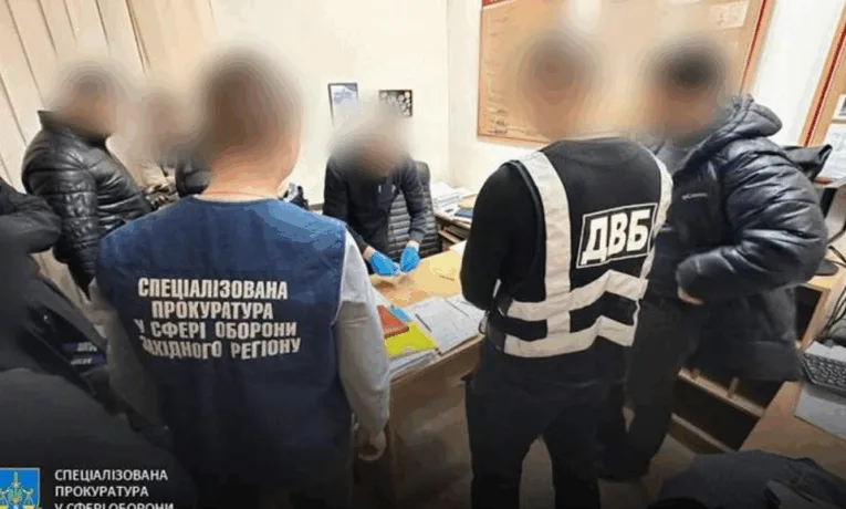 У Хмельницькому винесли вирок відомому тернопільському адвокату за спробу підкупу прокурора
